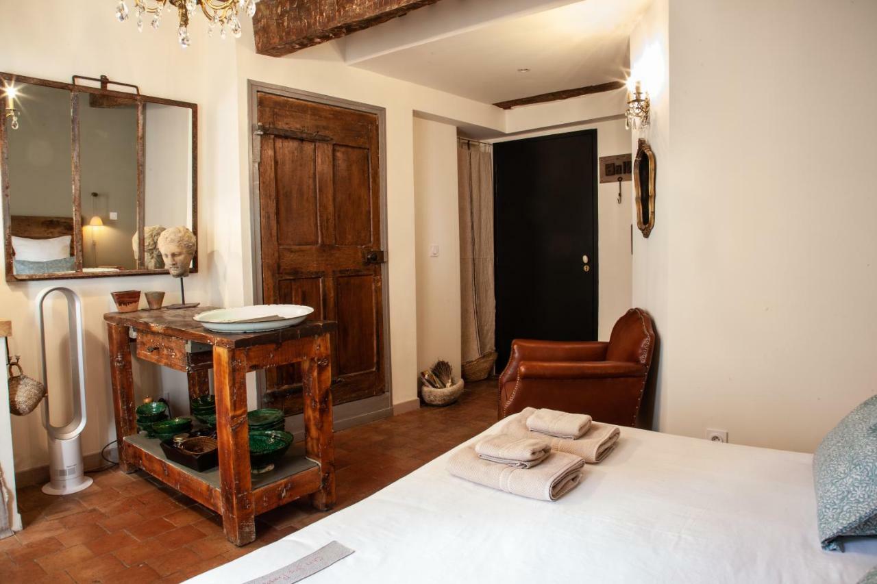 Gris Piedra Home Lourmarin Εξωτερικό φωτογραφία