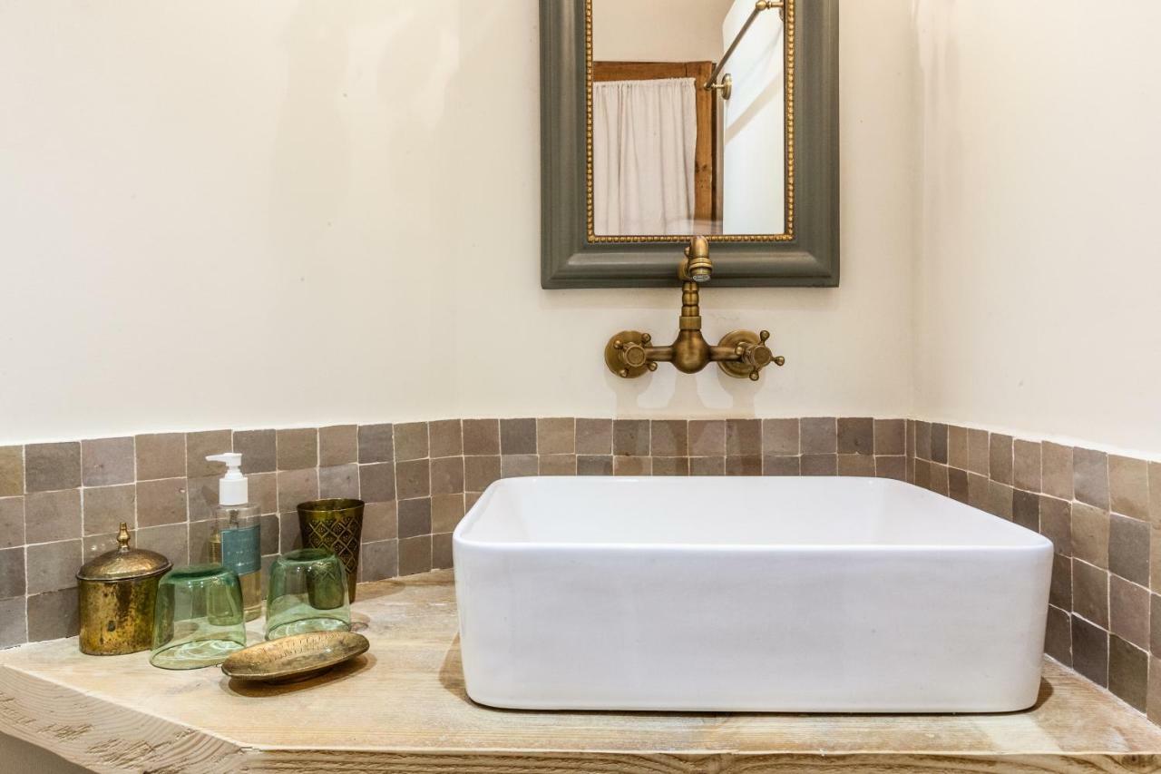 Gris Piedra Home Lourmarin Εξωτερικό φωτογραφία